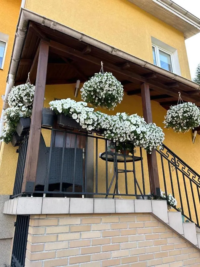 Yellow Villa Gdansk Apartment